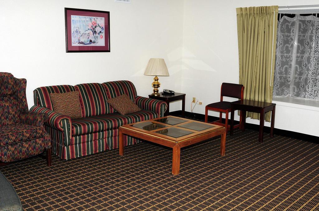 Quality Inn Gonzales Exterior photo