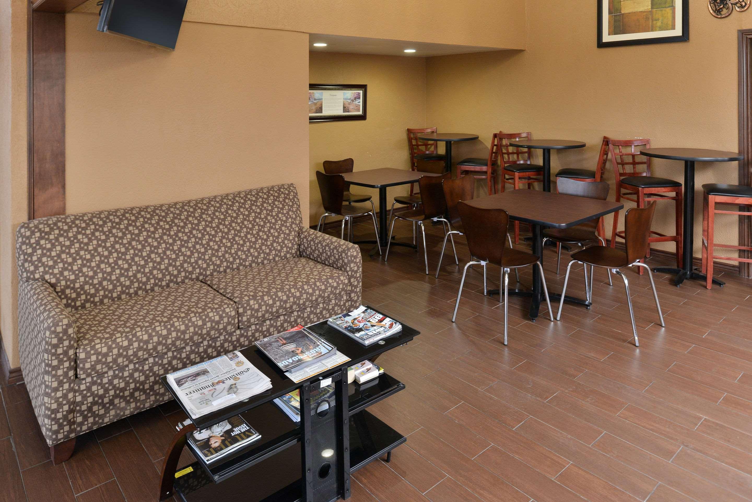 Quality Inn Gonzales Exterior photo